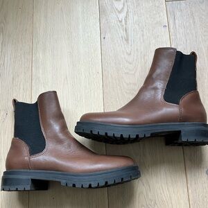 EUC MADEWELL Bradley Chelsea Lugsole Boot Size 7.5